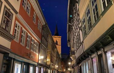 Ferienwohnung Schildblick Modernes Apartment direkt in der Altstadt von Erfurt nahe der Krämerbrücke - beste Innenstadtlage - Foto 29