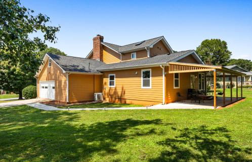 Lilburn Gateway with Game Loft, Fire Pit, Stone Mountain - Foto 58