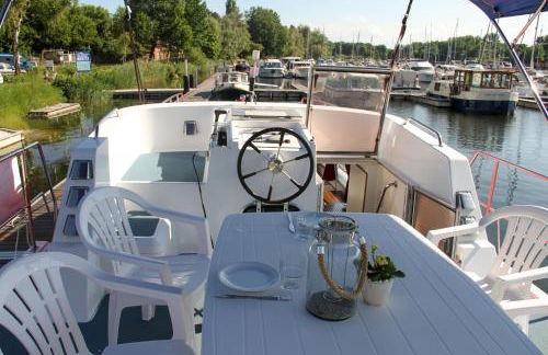 Boats & Yachts at Rechlin Harbor by Kuhnle-Tours - Photo 14