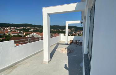 Apt 100 meters from the sea top floor with private terrace - Foto 6
