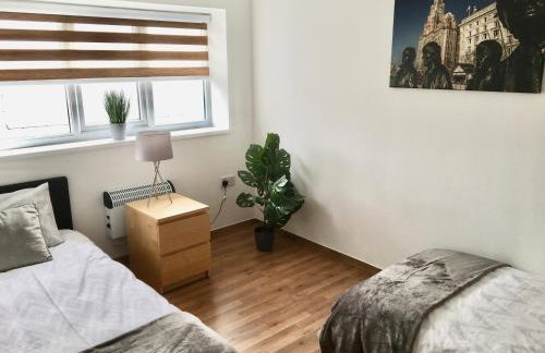 Flats near football clubs - Photo 31