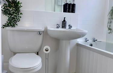 Spacious Town Centre Apartment - Foto 12