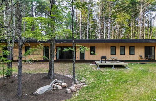 Modern Family Retreat in the Catskills Wilderness - Foto 26