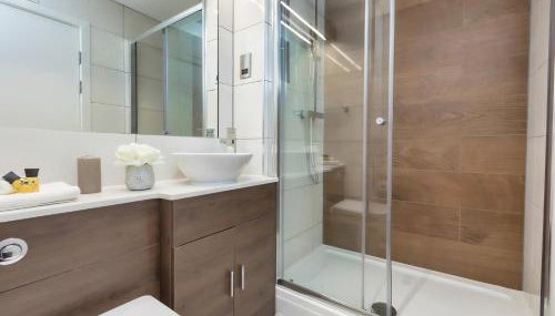 PANORAMIC Apartment with Terrace on HARRODS - Foto 5