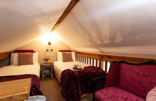 Scenery Hill Hideaways The Coach House Charming Retreat with Jacuzzi and BBQ Hut Near the Lake District - Foto 45