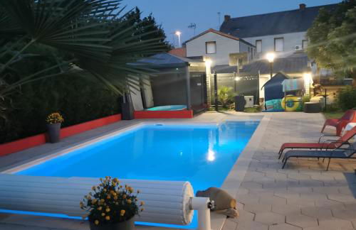 Résidence Les Alizés ''JACCUZI SAUNA PISCINE en plein centre ville" - Photo 5