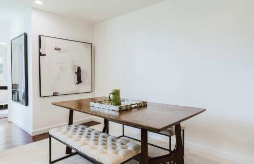 Designer Home in Diplomat District - Foto 7