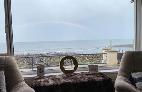 Beachfront, Antrim Coast, Stunning Views & Hot Tub - Foto 12