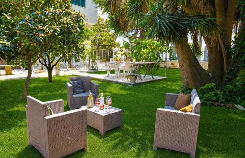 Dimora San Pancrazio - Villa with Garden & Parking - Happy Rentals - Foto 1