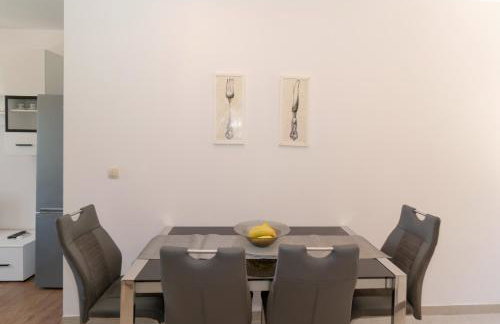 Apartments Srdanovic - Photo 9