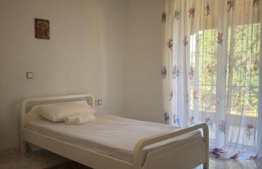 Άνετη Κατοικία για Απόδραση στη Λίμνη Πλαστήρα - Foto 10