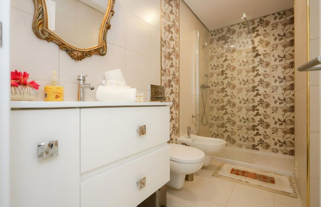 Figueira Beach Vibes Apartment - Photo 11