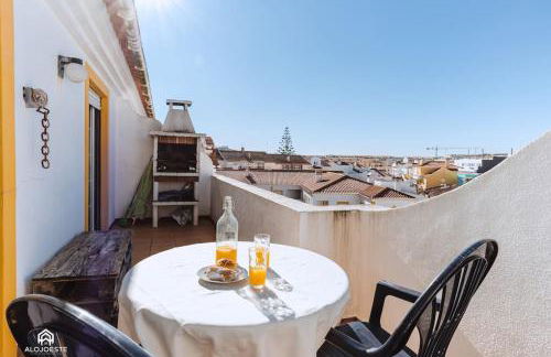 Apartamento Miramar - Piscina e BBQ - Foto 32