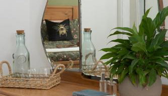 City Centre 1 bed Georgian flat with courtyard - Foto 3