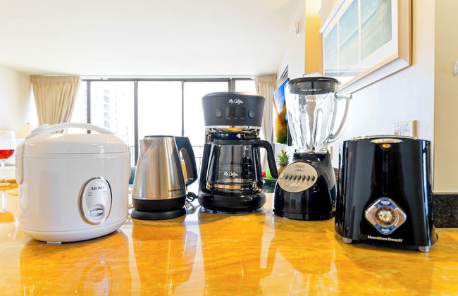 Diamond Head and Ocean views with King Bed and Parking - Foto 53