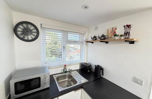 Modern City Studio Free Parking Close to Station - Foto 8