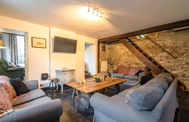 Luxurious Farmhouse Near Forest in Anhee - Foto 6