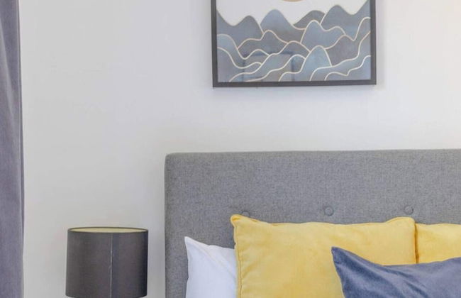 Lovely 4 Bed House w Garden, 1 Stop to Waterloo - Foto 1