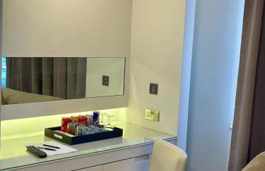 Axiom Park Hotel - Photo 102