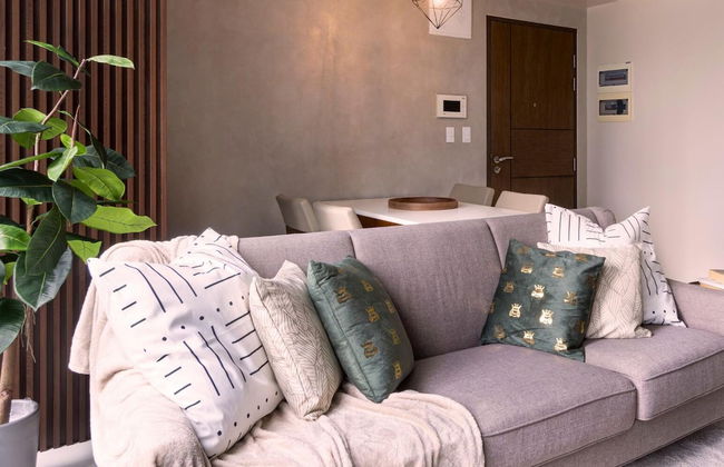 Luxury 2BR in Uptown Bgc, Free Pool use - Photo 7