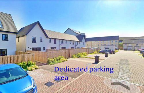 Newbuild - 3 bedrooms, 2 baths,5 mins from airport - Foto 15