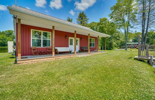 Close to Slopes Lakeside Cottage in Pocono Mtns - Foto 17