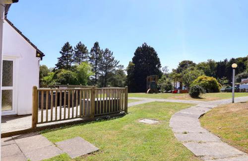 Boos Bungalow - Photo 33