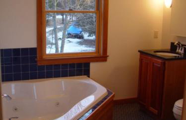 Breathtaking New Premier Lake Champlain Waterfront Escape! - Foto 7