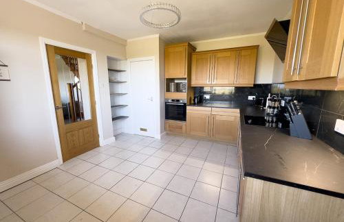 Spacious 4-Bed Lake District Getaway for Groups - Foto 19