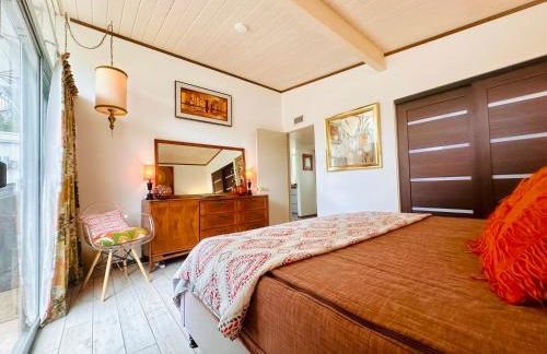 LOOK and BOOK! Midcentury Modern Home near Beach! - Photo 10