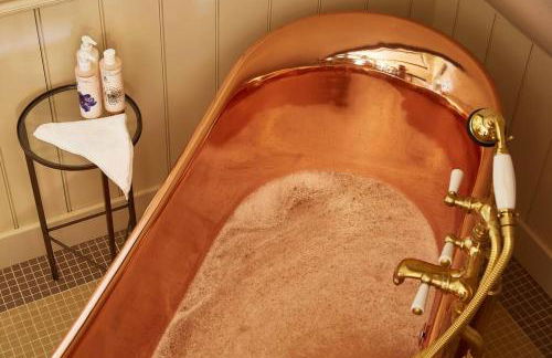 Dawn at The Sun Inn Felmersham, Our Signature Duplex Suite - Foto 21