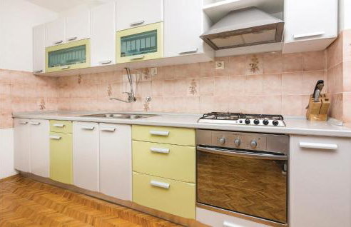 Five-Bedroom Holiday Home In Suhovare - Foto 28