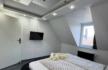 Phöenixpalace Whirlpool & Infarotsauna - Foto 7