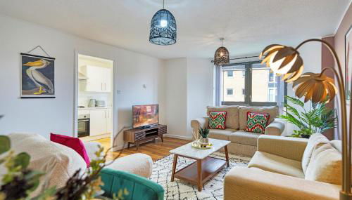 2BR Flat with Free Parking in Central Location - Foto 2