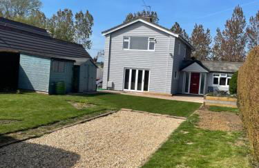 Super House with Large Pool!! 5 min from West Wittering - Foto 7