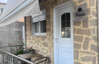 Petra's Charming Home, 500m to Beach - Foto 17