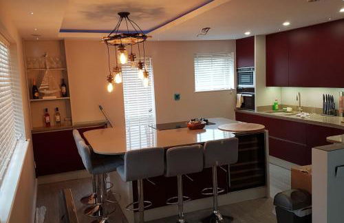 Seaside Escape - Deganwy Beach Cottage - Sea Views & Golf Course Views - Photo 5