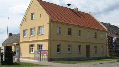 Alte Dorfschule am Elberadweg - Foto 2