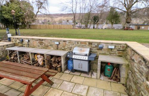 Castle keep at Stanhope Castle - Photo 39