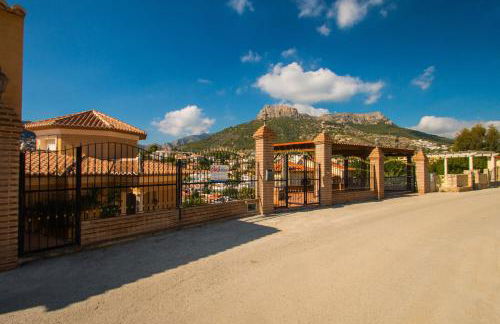 Villa Encanto - PlusHolidays - Photo 28