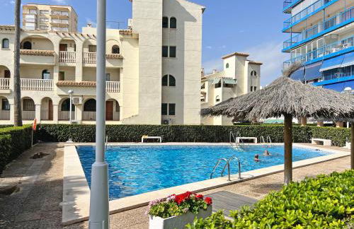 Playa y montaña 1ª linea Piscina Parking AC - Foto 51