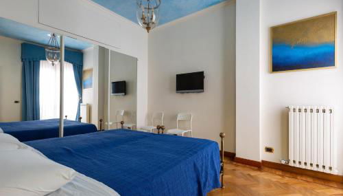 3012 Carra Apartment by Barbarhouse - Photo 3