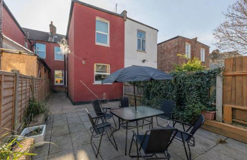 Modern 4 Bedroom House In Woodgreen - Foto 30
