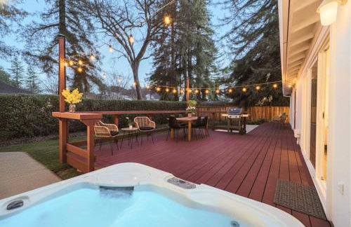 Modern 3BR Home in Napa with Hot Tub & Detached Office - Foto 1