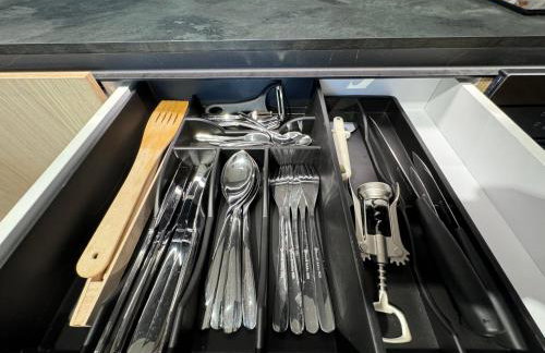 Business and Pleasure Malta Posnania self check in 24h - Photo 11