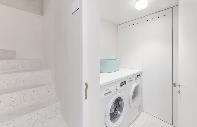 Oporto Street Aldas - Photo 63