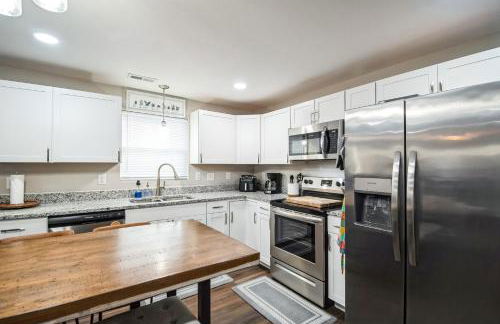 Charming Pet Friendly Concord Retreat home - Foto 17