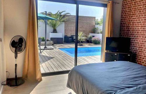 Villa Exceptionnelle Piscine et Jardin privé Séjour Haut de gamme proche La Rochelle - Foto 12