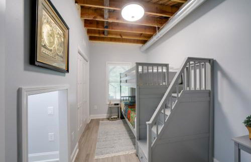 Remote Smoky Mtn Escape with Views and Trail Access! - Foto 24