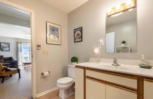 SKIING, HIKING, VILLAGE OF EVILLE MTN ESCAPE - Foto 32